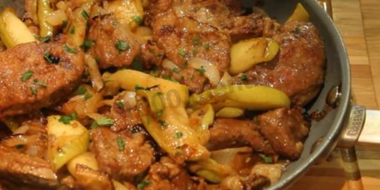 Говяжья печень жареная с луком