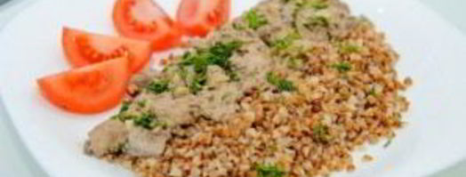 куриная печень с грибами в сметане. Шаг 7