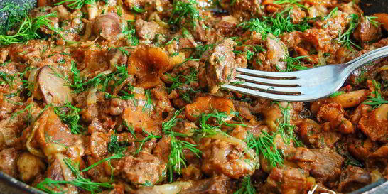 Куриная печень с грибами