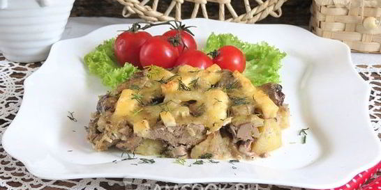 Куриная печень с картошкой в духовке