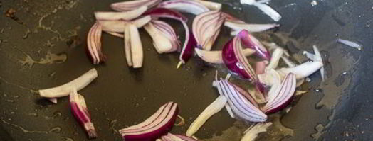 куриная печень с овощами в азиатском соусе. Шаг 5