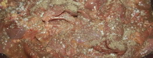 куриная печень с овощами в сметанном соусе. Шаг 2