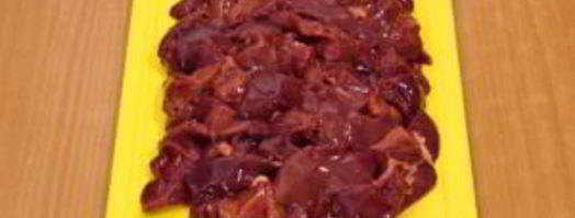 куриная печень, жаренная с луком и болгарским перцем. Шаг 3