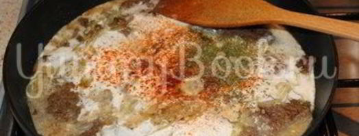 нежная печень в сметане. Шаг 8