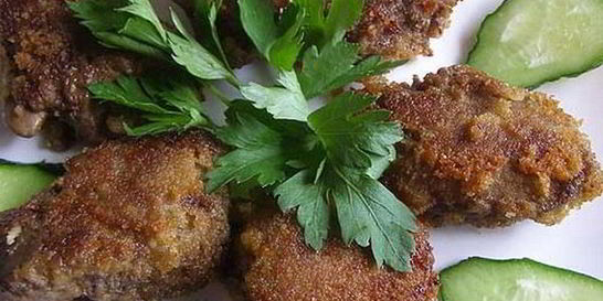 Печень индейки в вине и сухарях