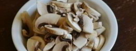 печень с солеными огурцами. Шаг 2