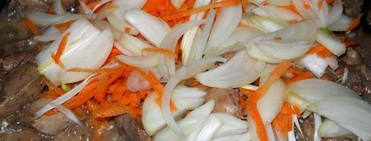 печень тушеная в томатном соку. Шаг 6