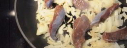 печень, тушенная в сметане. Шаг 2