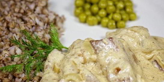 Печенка с подливкой