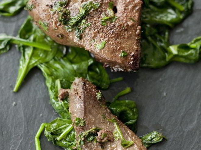 Рецепт телячьей печени со шпинатом