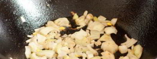 утиная печень с томатами и бальзамическим уксусом. Шаг 4