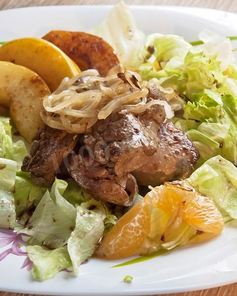 Жареная на сковороде утиная печень