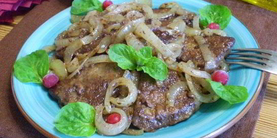 Жареная печень с луком