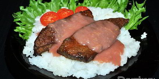 Жареная печень с пикантным соусом