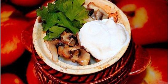 Пельмени в горшочке в духовке