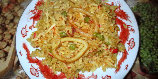 Паэлья с кальмарами в пиве