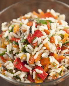 Пилаф с тыквой, красными перцами и жареными тыквенными семечками