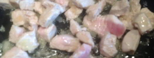 плов из индейки с айвой. Шаг 3