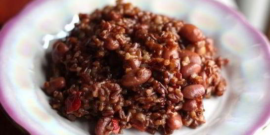 Плов из красного риса