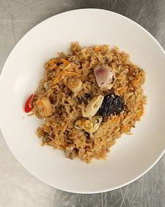 Плов из морепродуктов в мультиварке