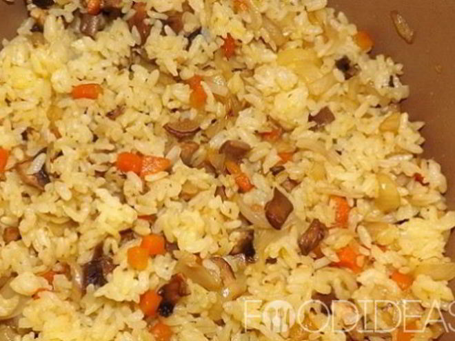 Рецепт плова с грибами в мультиварке