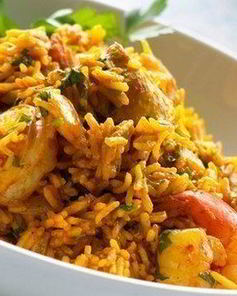 Плов с курицей, грибами и овощами в микроволновке