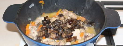 плов с курицей и грибами. Шаг 7