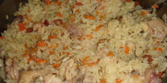 Плов с курицей и изюмом