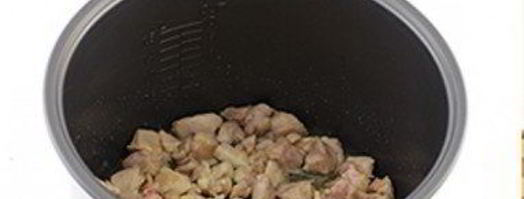 плов с курицей в мультиварке. Шаг 3