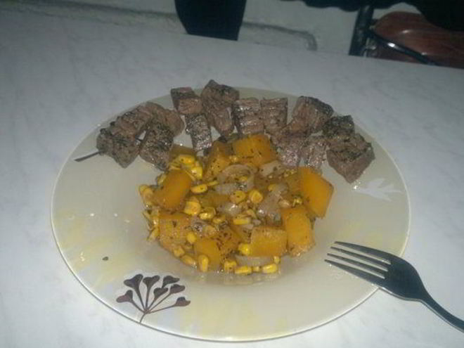 Рецепт быстрое рагу из тыквы и кукурузы и говядина тушеная в прованских травах