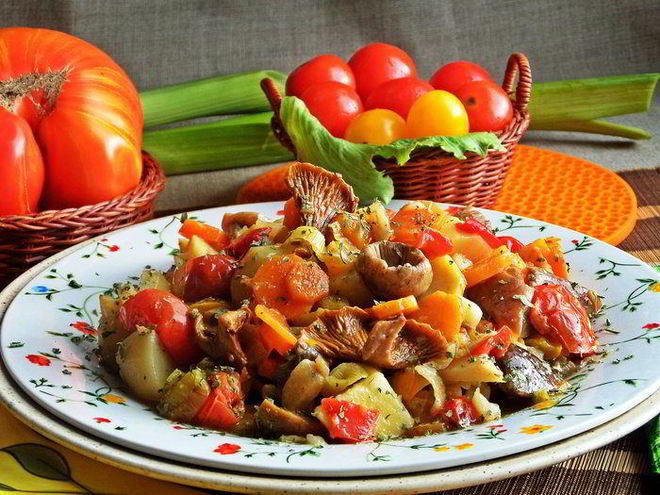 Рецепт грибного рагу с овощами
