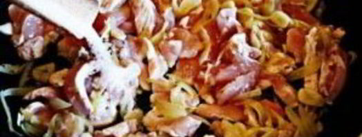 куриное рагу с помидорами и луком. Шаг 5