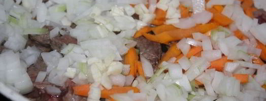 летнее рагу с говядиной и печеными овощами с ароматом дымка. Шаг 2