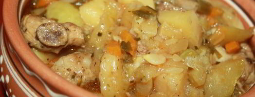 летнее рагу со свининой и зеленым горошком в стручках и свежими овощами. Шаг 7