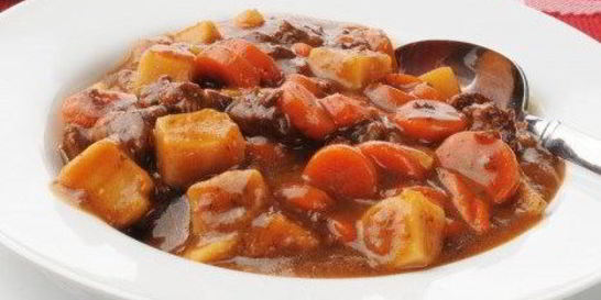 Мясное рагу с овощами и грибами