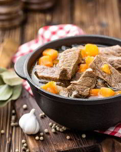 Овощное рагу с филе миньон