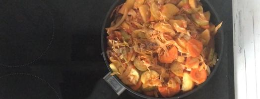 овощное рагу с кабачками, картошкой и капустой. Шаг 11