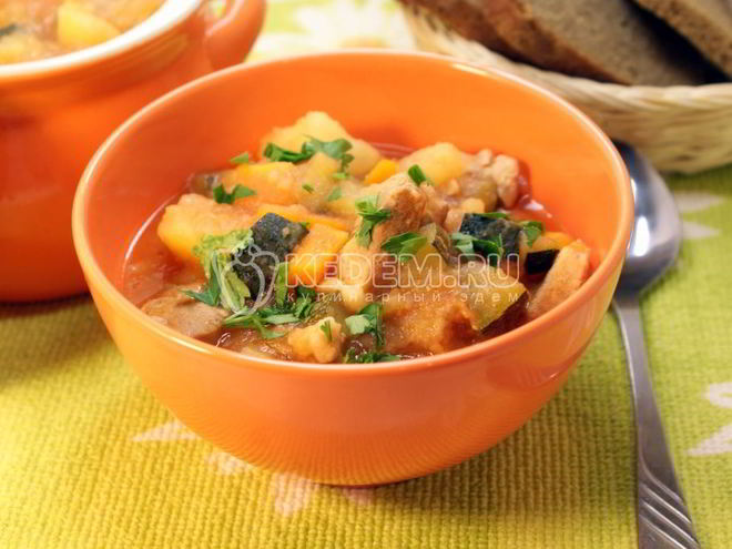 Рецепт овощного рагу с кабачками цукини