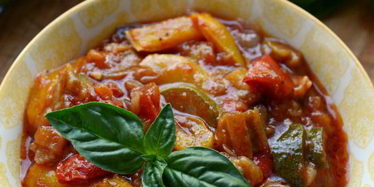 Овощное рагу с кабачками