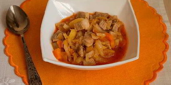 Овощное рагу с мясом и картошкой