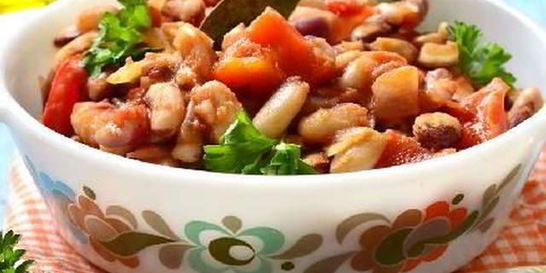 Пряное рагу из фасоли