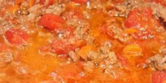 Рагу из говядины с помидорами