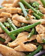 Рагу из индейки с зеленой фасолью и розмарином