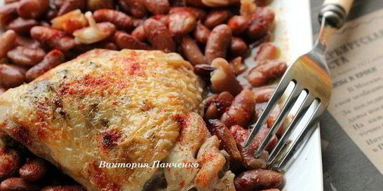 Рагу из курицы с фасолью и запеченным чесноком