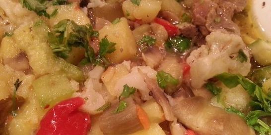 Рагу с курицей и овощами