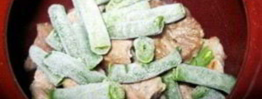 рагу с мясом и стручковой фасолью в горшочке. Шаг 4