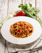 Спагетти с овощным рагу