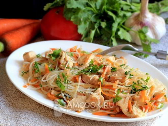 Рецепт рисовой лапши с курицей и морковью