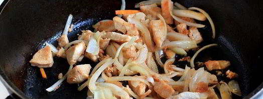 рисовая лапша с курицей и морковью. Шаг 6