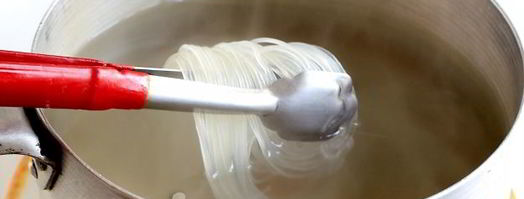 рисовая лапша с курицей и морковью. Шаг 7